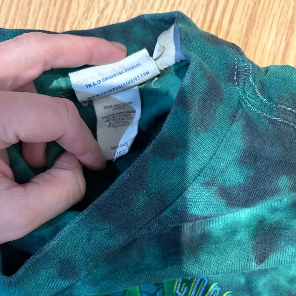 Marvel Hulk Graphic Tee - Green and Black - Picture 2 of 3